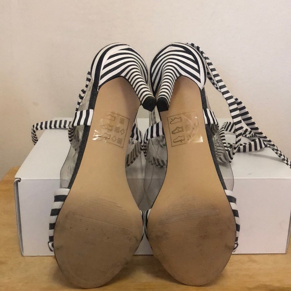 Carcione by Aldo, Wrap-Around Strappy Heels Size 9 - Picture 5 of 5